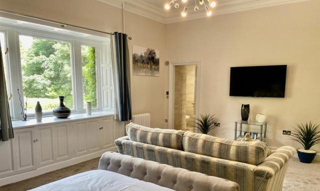 Guest house Rossal House Apartments, Inverness, Highlands